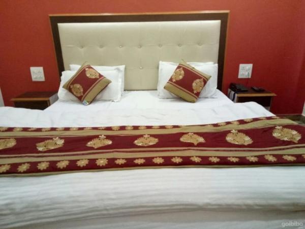 StayApart - Hotel Bagsu Sarovar Dharamshala Exterior foto